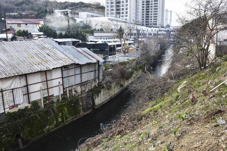 Lağım suyu 3 yıldır mahalleye akıyor G4