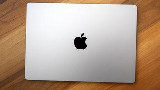 Apple iki cihaz için yayınladı! Eğer ekran parlaklığı böyleyse...