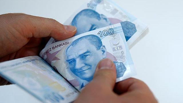 Öğretmenlere 1310 TL'lik artış! Öğretmenlik Meslek Kanunu Teklifi yasalaştı, gözler öğretmenlerin özlük haklarındaki maddelere çevrildi