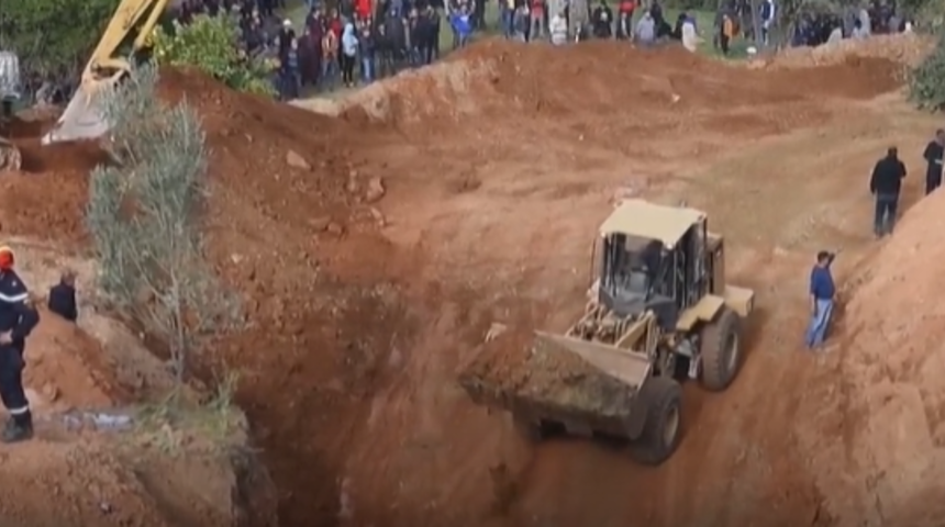 Zamanla yarış! Fas'ta 32 metrelik kuyuya düşen çocuk 3 gündür kurtarılmayı bekliyor