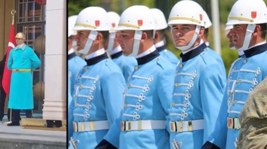 Cumhurbaşkanlığı Külliyesi'ndeki polislerin üniformaları yenilendi