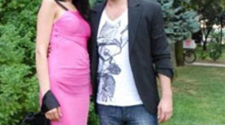 Eski Sevgilisini Aradı