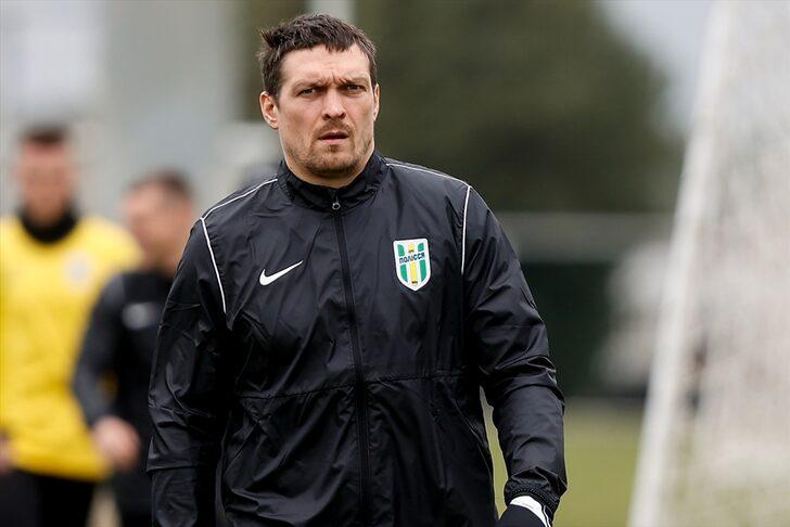 Boks hareketleriyle ısındı, yeşil sahadan galibiyet sevinciyle ayrıldı G1