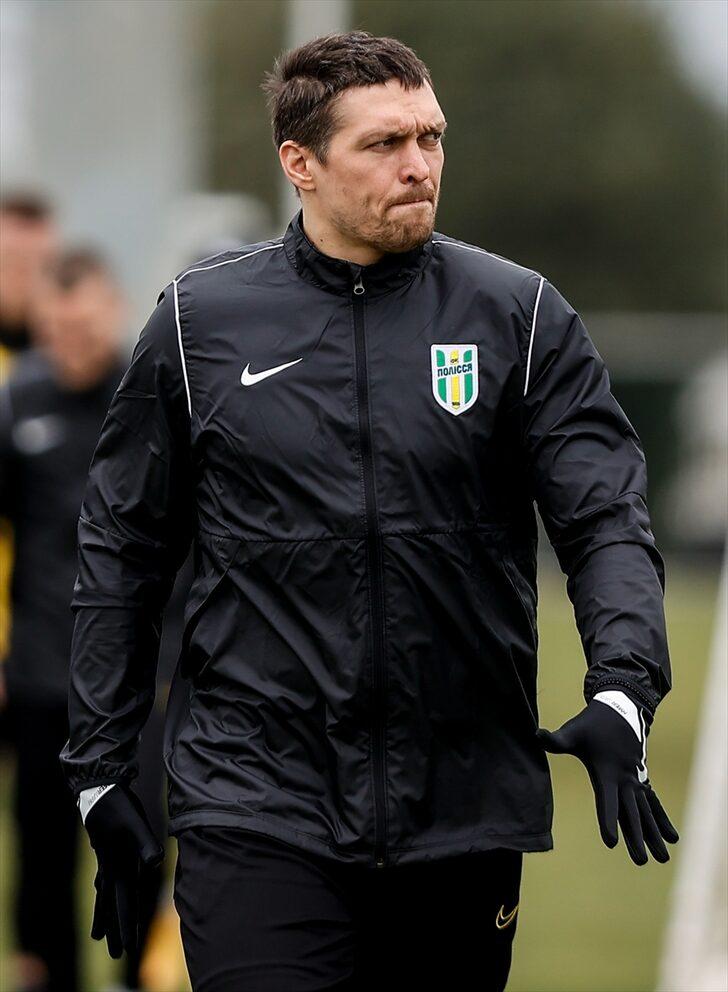 Boks hareketleriyle ısındı, yeşil sahadan galibiyet sevinciyle ayrıldı G2