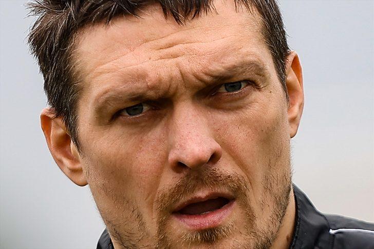 Boks hareketleriyle ısındı, yeşil sahadan galibiyet sevinciyle ayrıldı G5