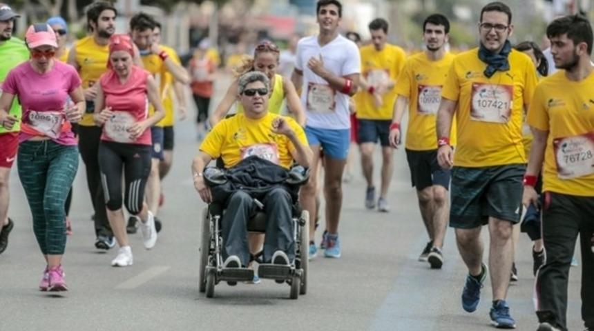 Omurilik zedelenmelerinin tedavisine #BirDostBirPostHashtag’i ile bağış yapabilirsin!