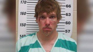 Gözünü bile kırpmadı! Yemeğine mayonez döken arkadaşını kamyonla ezdi