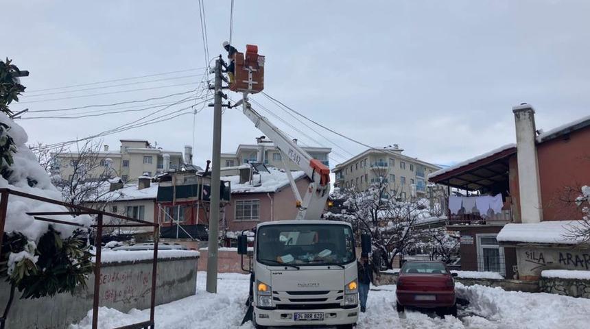 Son dakika… Isparta'da elektrik kesintisi isyan ettirdi! Bakan Dönmez Isparta'ya gidiyor…