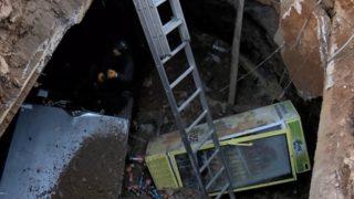 Kadıköy'de zemin çöktü, 5 metrelik çukura düştü! ''Şok olduk gözümün önünde kayboldu