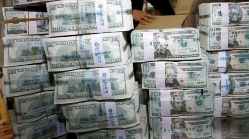 Piyangodan kazandığı 40 milyon doları bağışladı