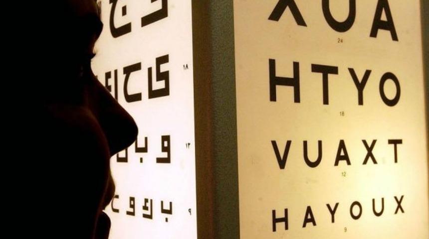 Bilim insanları yeni göz hücreleri 'bastı'