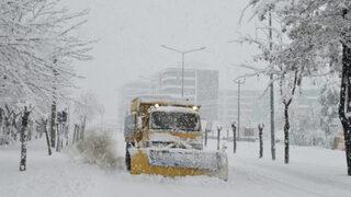 Elektrik kesintisiyle gündem olan Isparta'da kar nedeniyle yüz yüze eğitime 5 gün ara