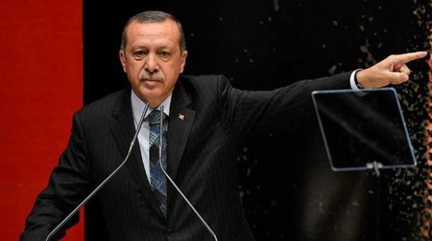 FT: Erdoğan bakanlarına arka çıkıyor