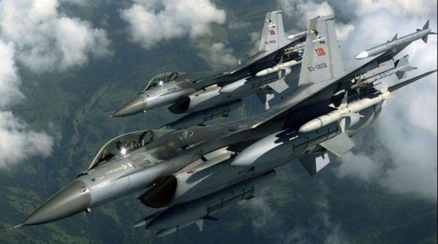 Yunanistan sınırında sıcak anlar