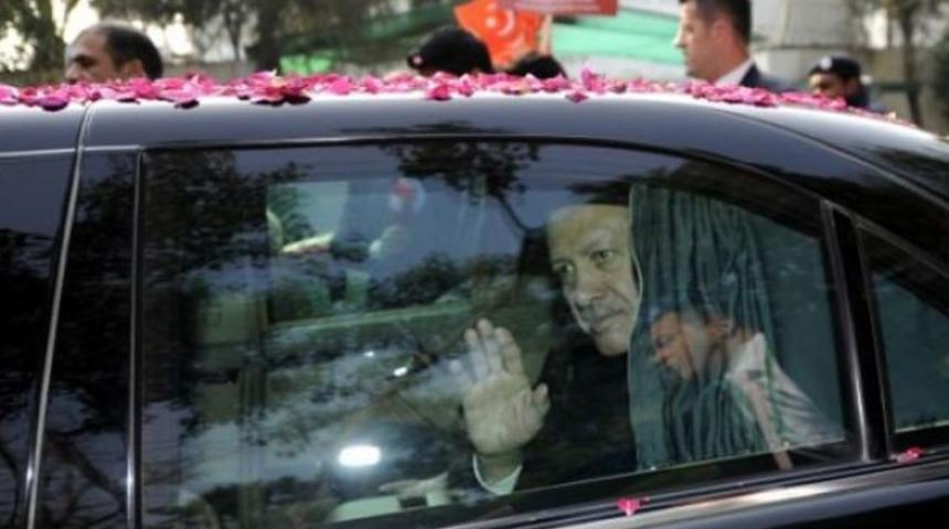"Erdoğan, Pakistan'da 'Taliban görüşmesi' yaptı"