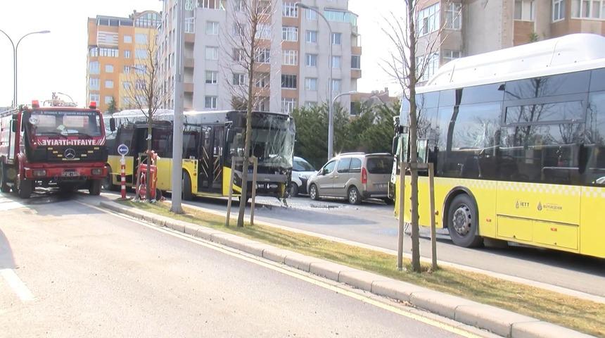 Son dakika: İETT otobüsleri kafa kafaya çarpıştı... Yaralılar var