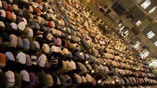 Camiye sığınan 23 Müslüman öldürüldü