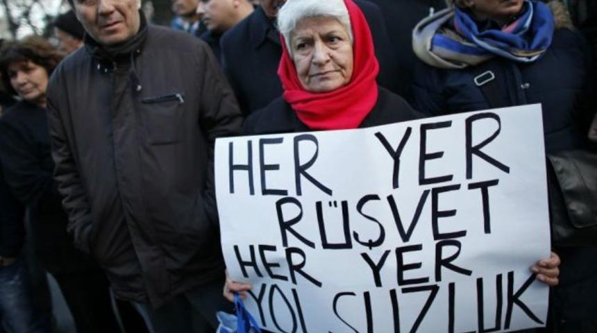 Times: 'Skandal Erdoğan'ın geleceğine tehdit'