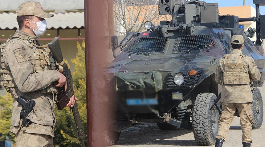 Güvenlik koruyucusu dehşet saçtı! Çok sayıda jandarma sevk edildi, mahallede kuş uçurtulmuyor