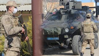 Güvenlik koruyucusu dehşet saçtı! Çok sayıda jandarma sevk edildi, mahallede kuş uçurtulmuyor