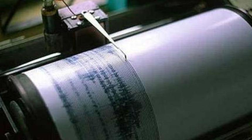 Van'da korkutan deprem