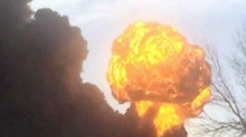 ABD'de ham petrol taşıyan tren infilak etti