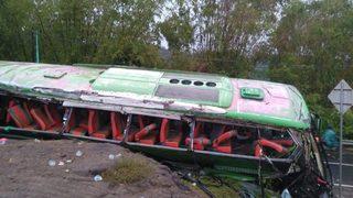 Endonezya’da korkunç otobüs kazası: 13 ölü