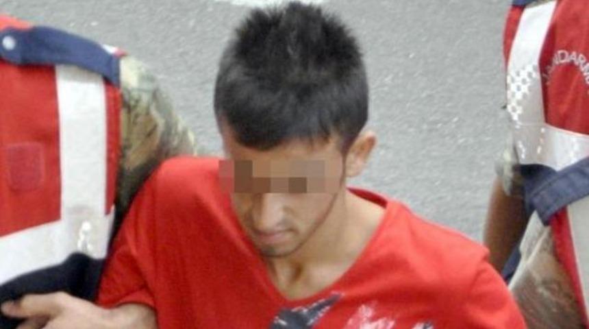 Yengesini 17 yerinden bı&ccedil;akladı ve...