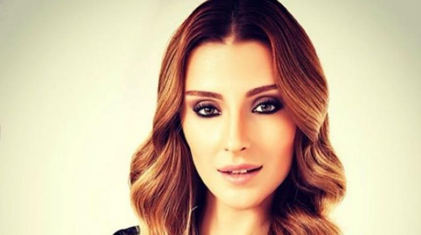 Özge Ulusoy Kimdir?