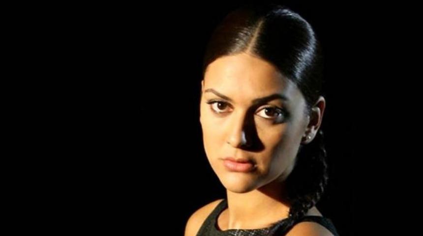 Bergüzar Korel Kimdir?