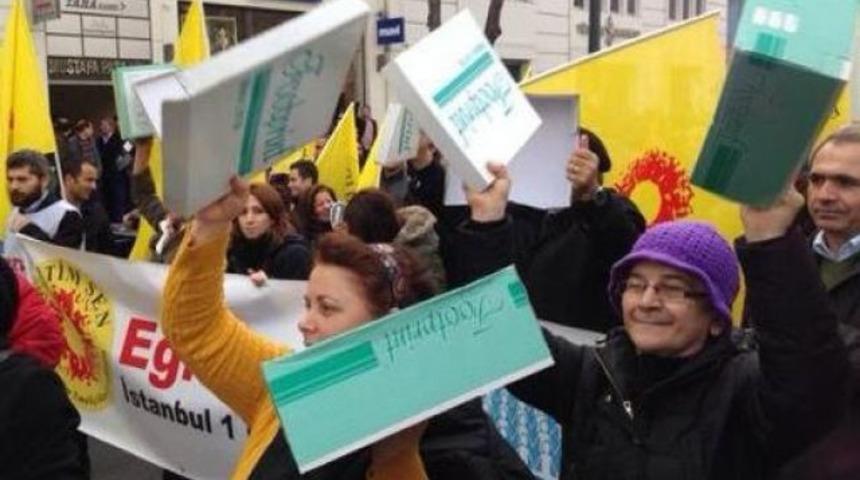 Memurların Halkbank protestosu