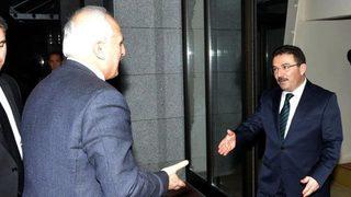 İstanbul'da iki vali