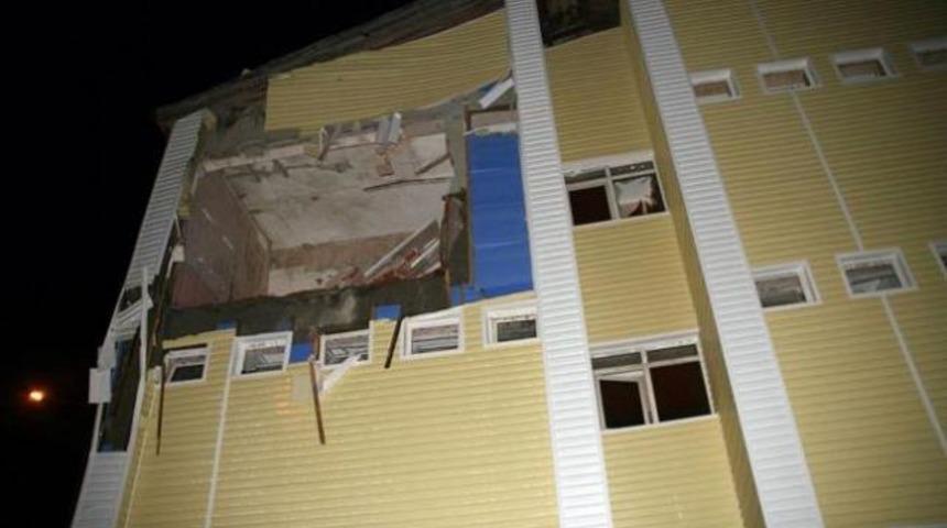 120 öğrencinin kaldığı yurtta patlama