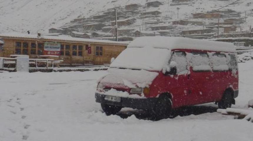 Rize'ye kara kış erken geldi