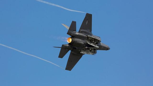 Son dakika: ABD'ye ait F-35 savaş uçağı böyle düştü... Milyonluk enkazın yeni görüntüleri sızdı