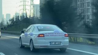 Ümraniye’de gelin arabasıyla gülümseten mesaj! Ne Sinovac, Ne Biontech...