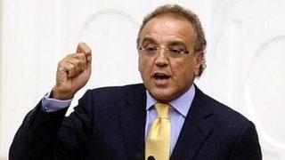 'Tankla da topla da gelseler o anıtı yıkacağım'