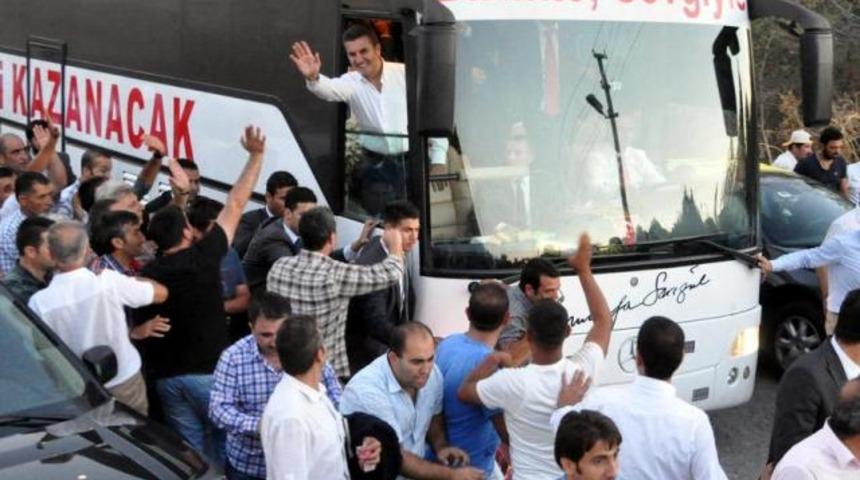 Topbaş ve Sarıg&uuml;l İstanbul&rsquo;da &ouml;nde