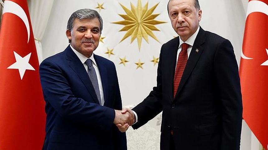 Son dakika: Cumhurbaşkanı Erdoğan, Abdullah Gül ile telefonda görüştü