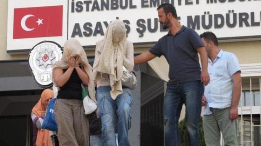 Masaj salonlarında lezbiyen ilişki