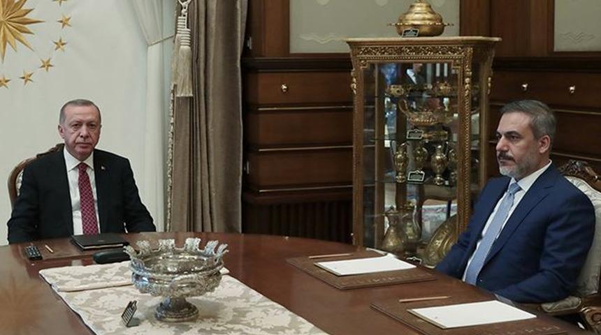 AK Parti'den '7 Şubat' açıklaması: FETÖ'nün Hakan Fidan'ı hedef alarak...