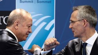 Stoltenberg ve Erdoğan Telefonda Görüştü