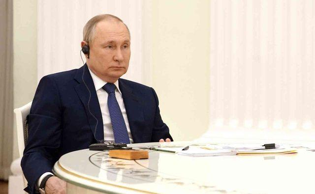 Rusya Devlet Başkanı Vladimir Putin; 