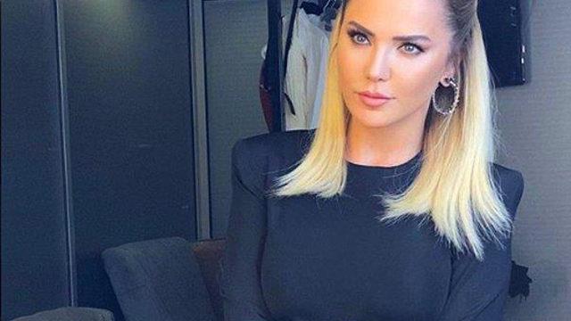 Ece Erken'den gece yarısı paylaşımı! Çok özledim be aşkım