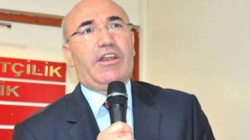 Mahmut Tanal kimdir?