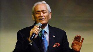 Adnan Şenses kimdir?