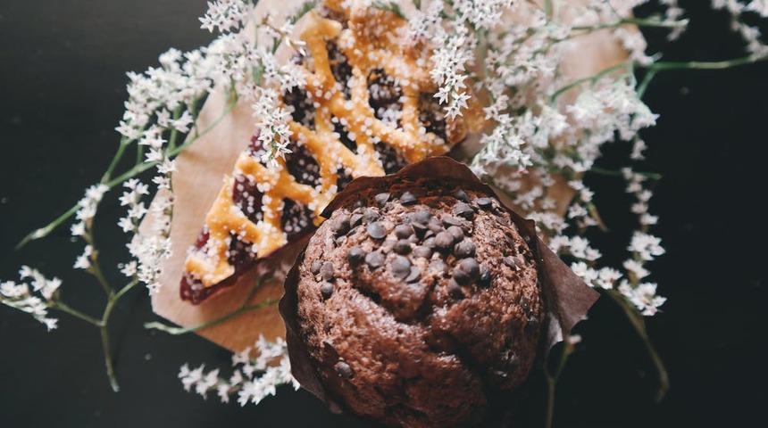 Çayla, kahveyle çok iyi gider: Çikolatalı mereng kurabiyesi
