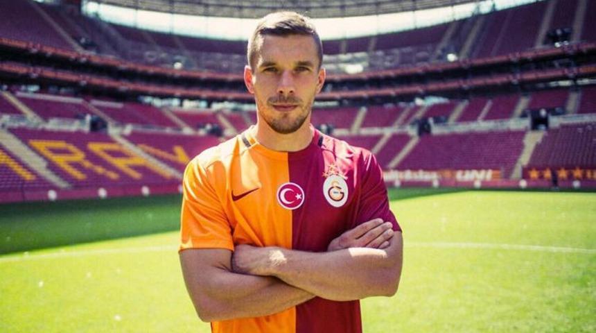 Bir dönem Galatasaray'ın yıldızıydı! Dünyaca ünlü futbolcunun mantı paylaşımı sosyal medyayı çalkaladı!