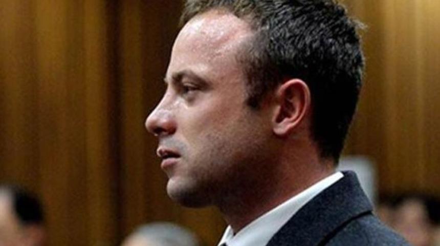 Pistorius mahkemede istifra etti
