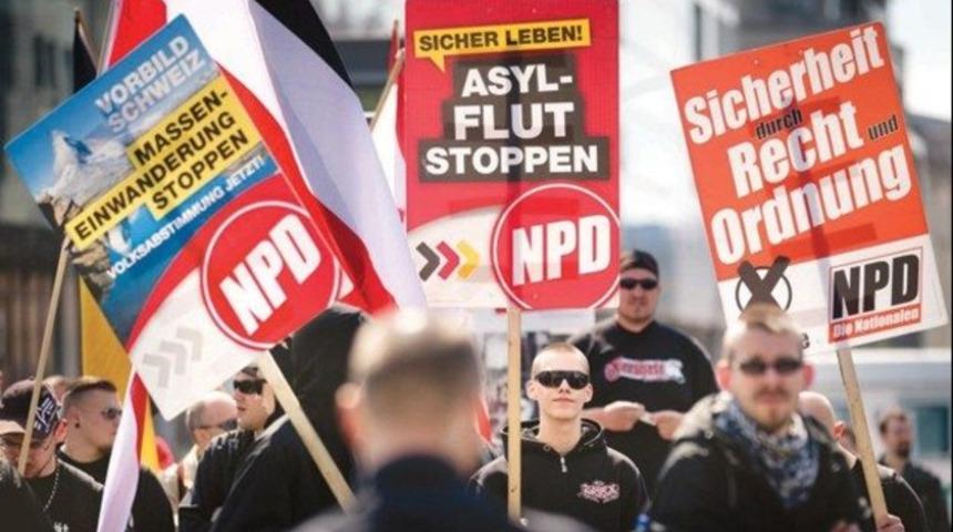 Almanya'da dostluk duvarı